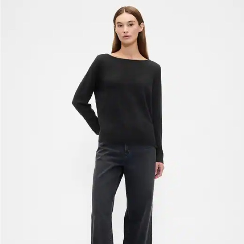 Gap Black Relaxed Boatneck Sweater